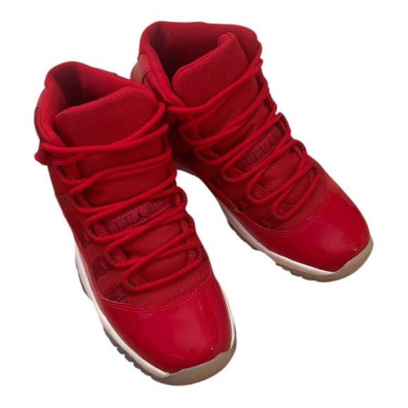 Air Jordan 11 Retro Sneakers - Unisex - Picture 7 of 14